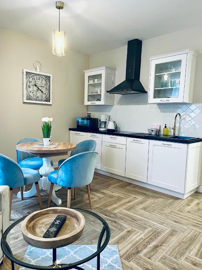 Apartamenty Kamienica Arte 1 Ustka Exterior foto